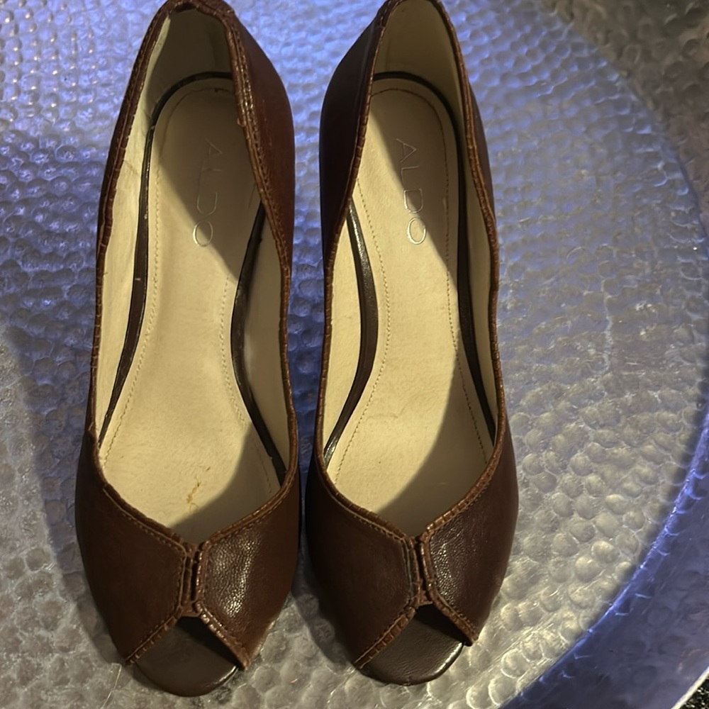 Aldo pumps
